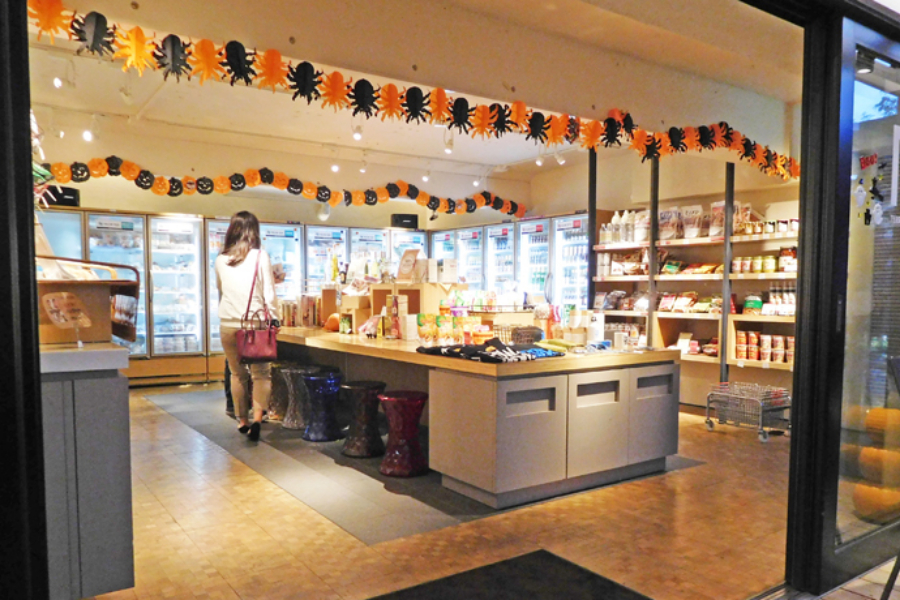 ▲「TERRA CAFE BAR」のステキな外観。コーヒーもふつうに美味しかったです。