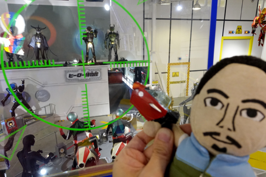 ▲会場中心部にある高台ワールドコアで挑戦できる「スーパーファイナルアタック」。1号2号と一緒にやっつける敵はなぜかグリード