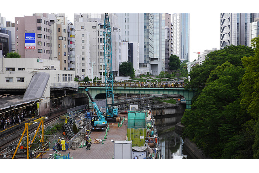 ▲2015年の神田川