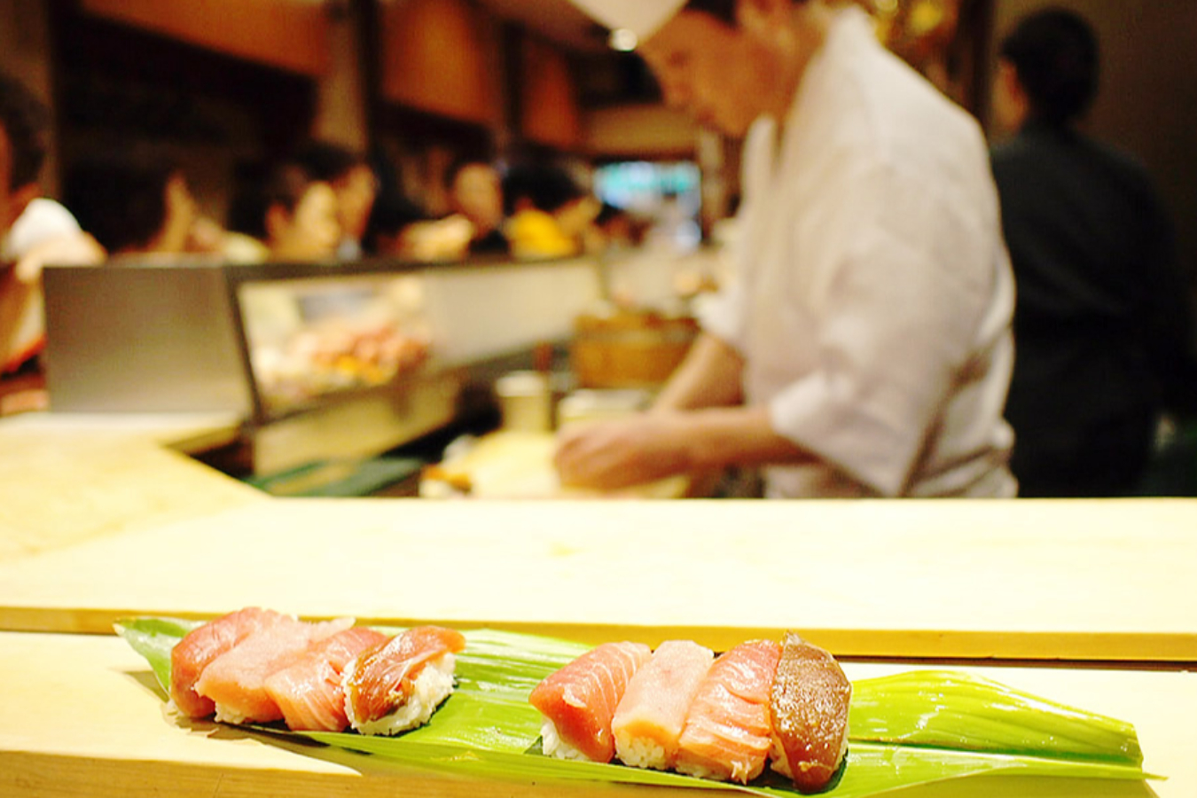築地 大トロ ウニも 高級寿司が4 000円で食べ放題 レッツエンジョイ東京