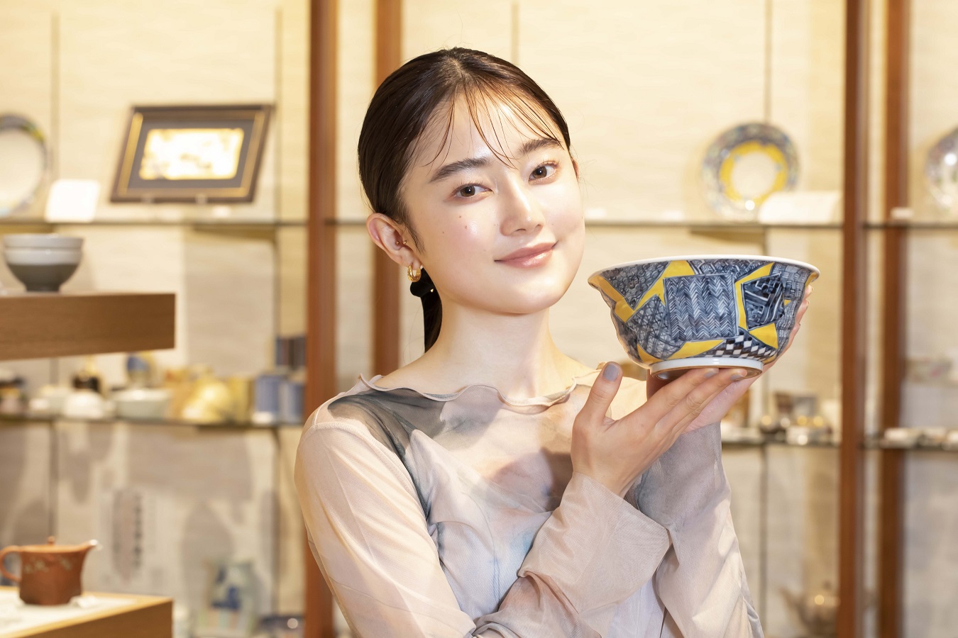 ▲村田幸之助作「南画丼」(16,500円 六斎窯/京焼・清水焼)