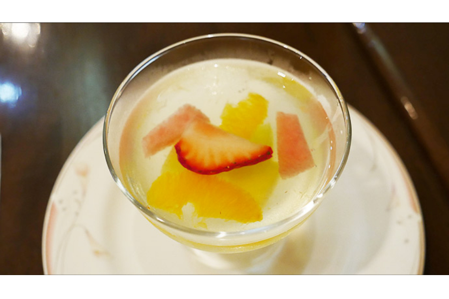 ▲1品目「フルーツのゼリー」