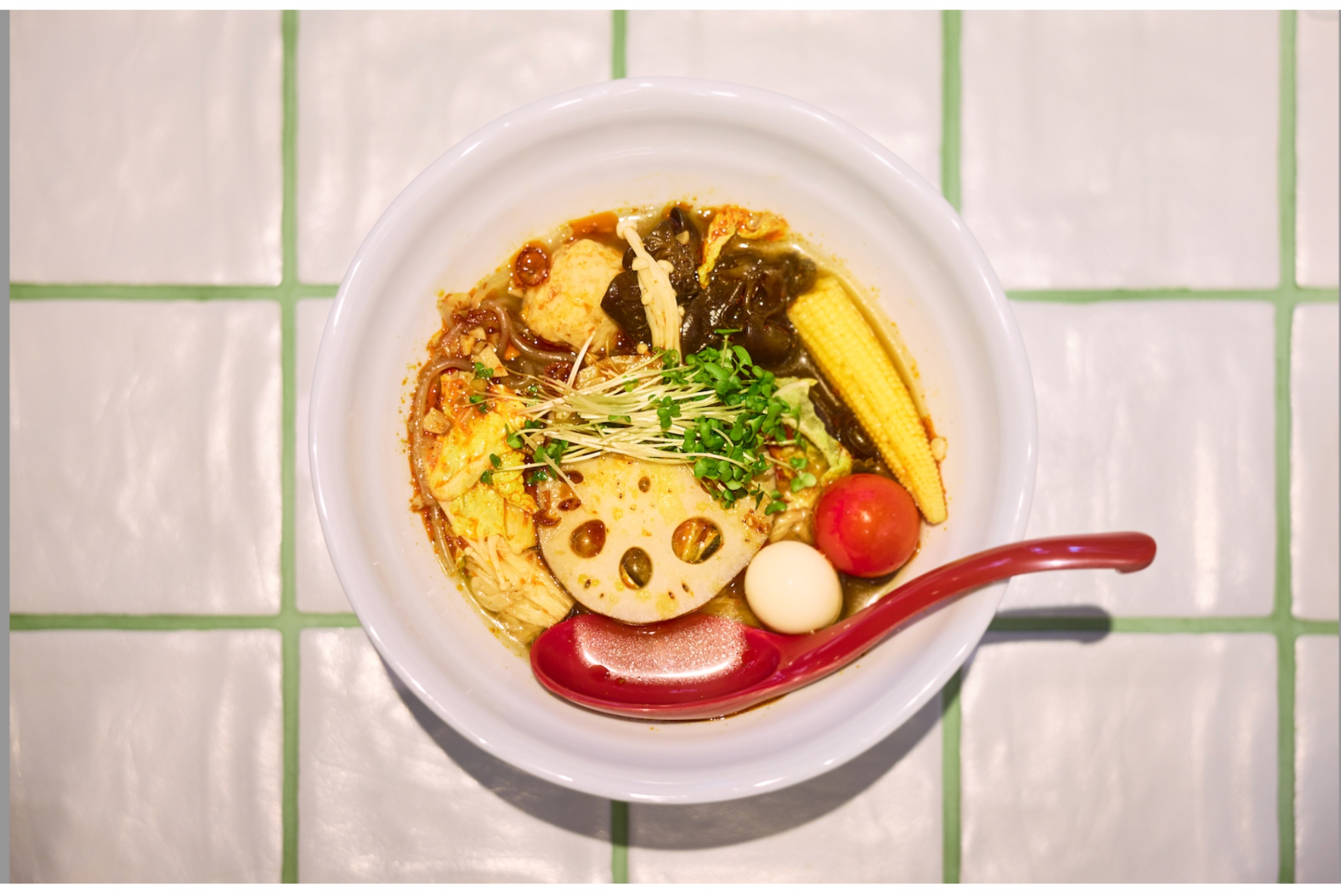 “和風だし”の麻辣湯専門店「転転麻辣湯」代官山にオープン