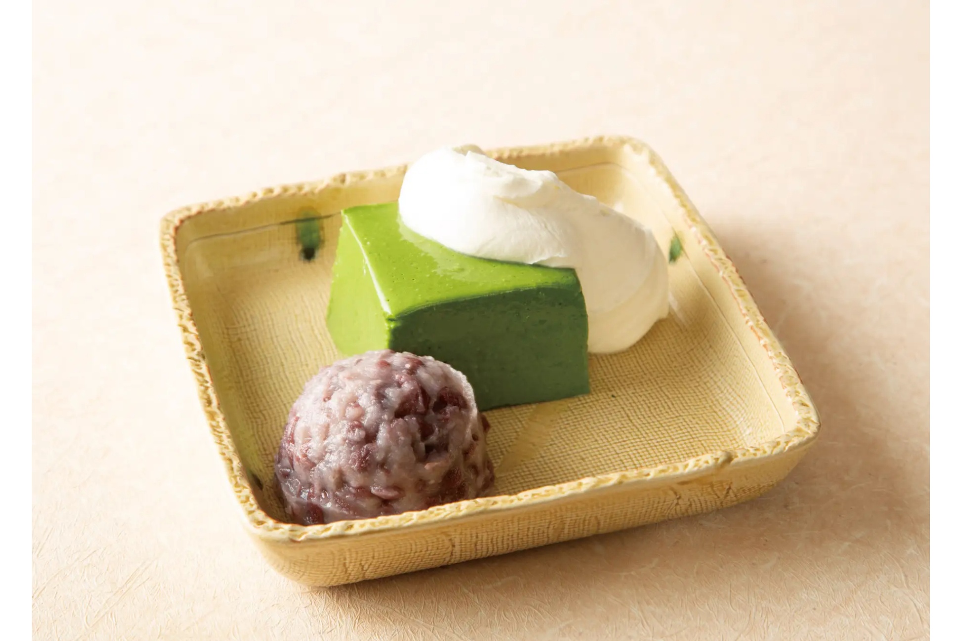 甘味処「紀の善」が神楽坂に再オープン！人気スイーツ“抹茶ババロアやあんみつ”も