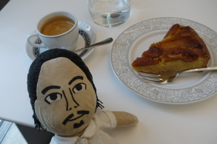 ▲11時から14時まではランチタイム。以降は18時までカフェタイムだとか