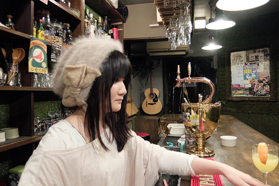 ▲私「あちらのお客様(私)からです」