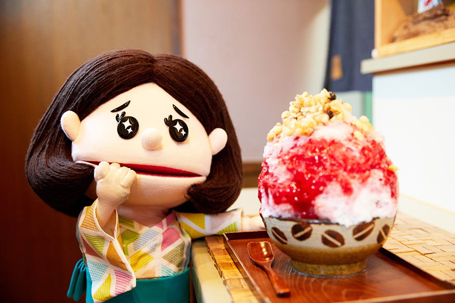 並んでも食べたい 年間1800杯を食べる かき氷の女王 による絶品かき氷 みちかvol 32中野新橋 レッツエンジョイ東京