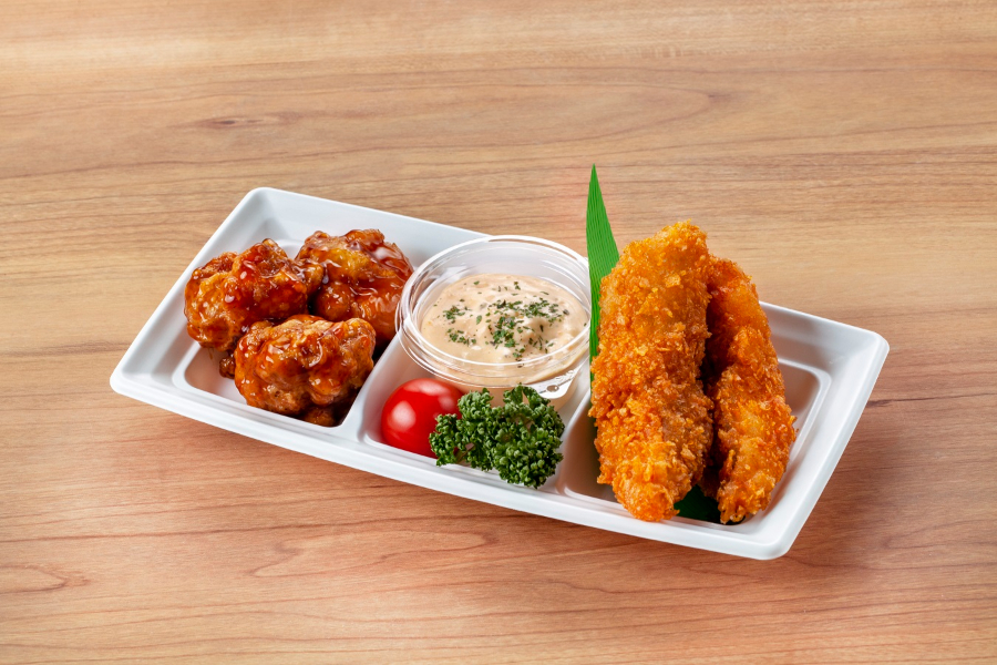 ▲「若鶏のチキン南蛮&ザクザク食感のフィッシュフライ」(590円)