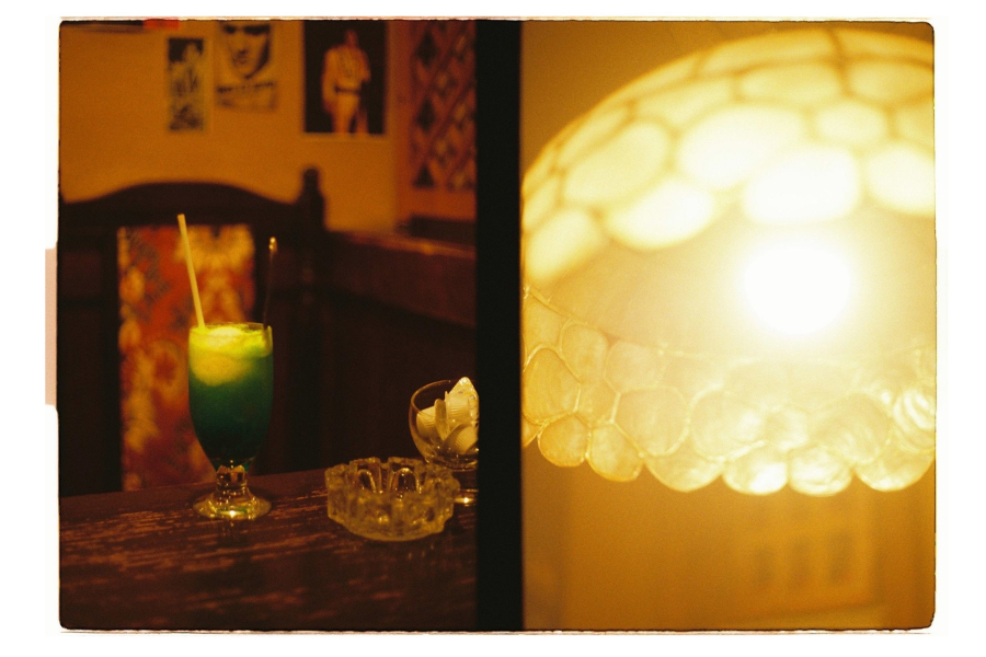 ▲こちらがハーフサイズ一眼レフで撮影した写真。店内の“レトロカワイイ”が集結!