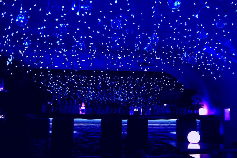 イルミネーションbarから秘密基地カフェまで 吉祥寺の夜デートで使えるお店4選 レッツエンジョイ東京