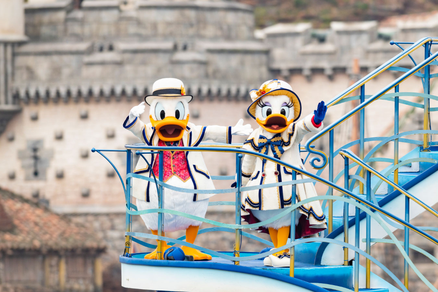 ©Disney