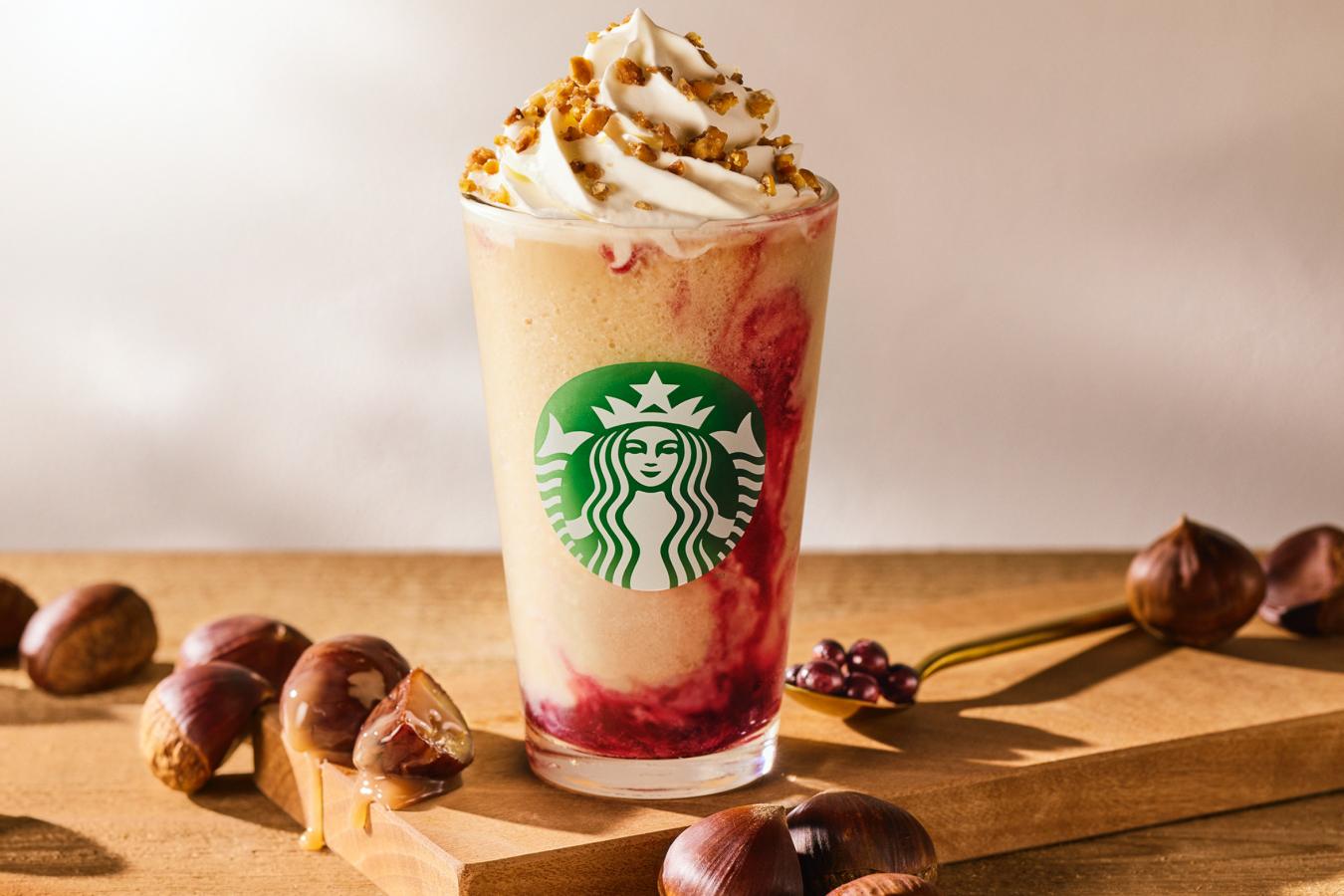 ▲「マローネ カシス フラペチーノ®」。秋の素材とコーヒーの共演が魅力