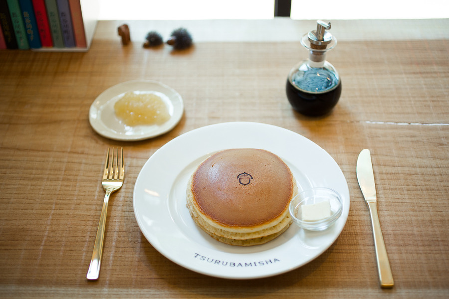 ホットケーキ つるばみ舎 でほおばる 黄金色のホットケーキ スイーツ連載 レッツエンジョイ東京