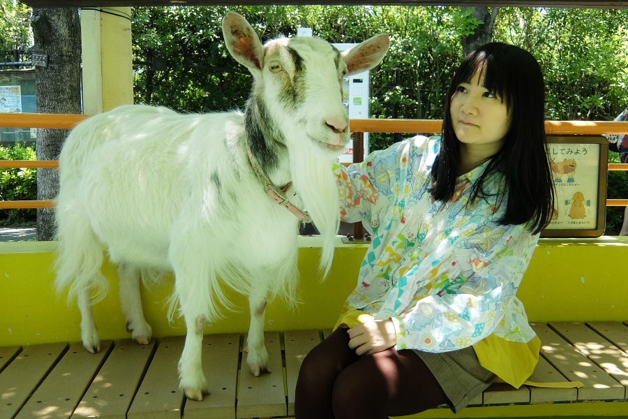 ▲せっかくなのでミルキーじいさんに、ミルキーとの写真を撮ってもらった