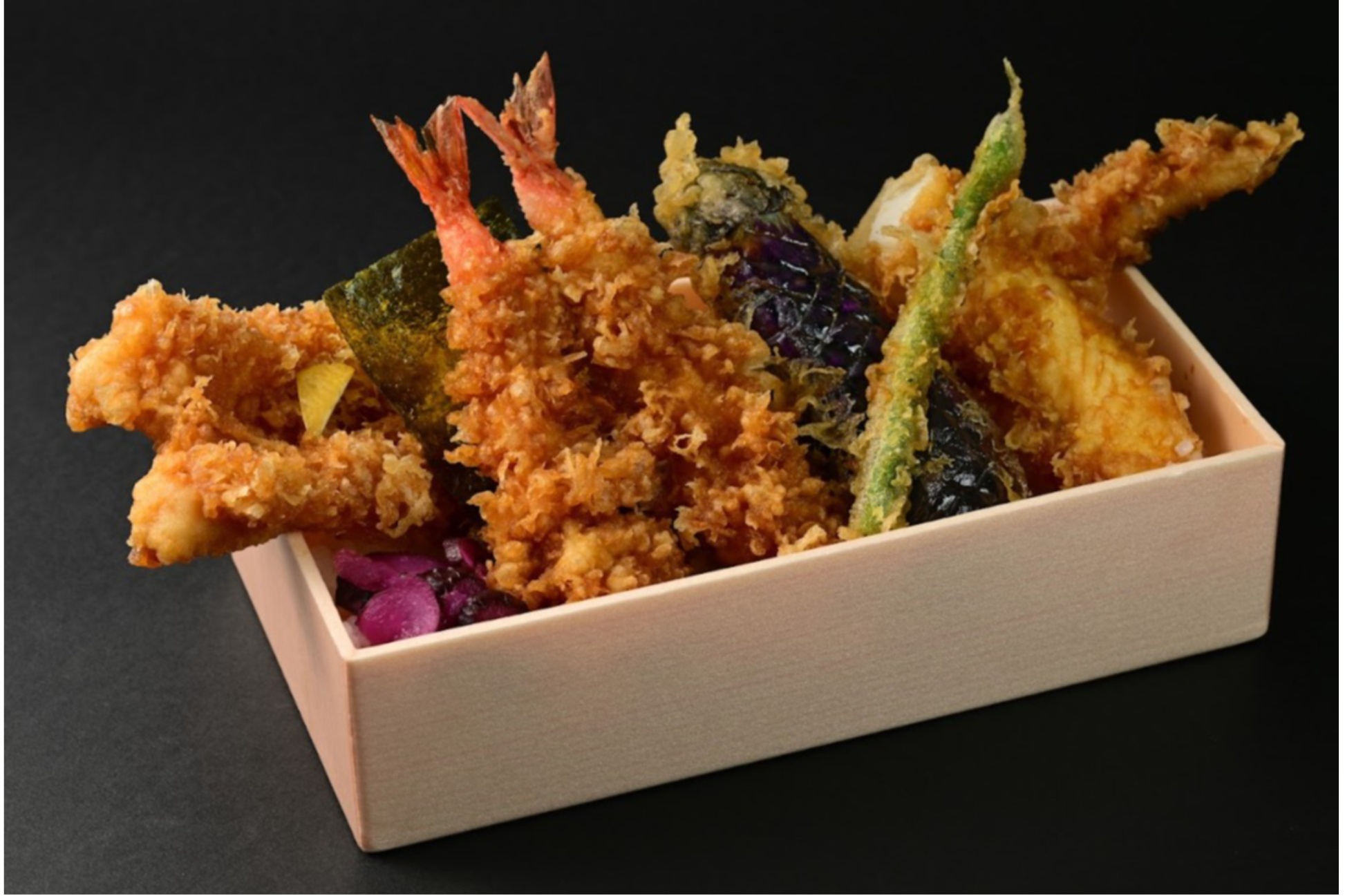 江戸前天丼のテイクアウト専門店「日本橋 天丼 天むす 金子半之助」池袋に新店オープン