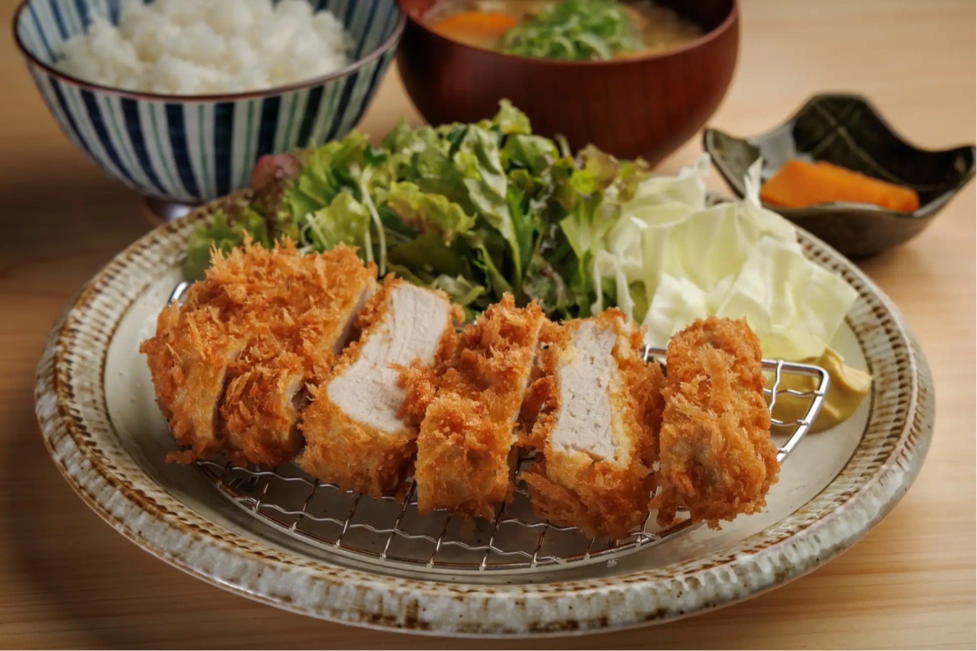 東京初進出！鹿児島の人気とんかつ屋「黒豚ふくや」銀座にオープン