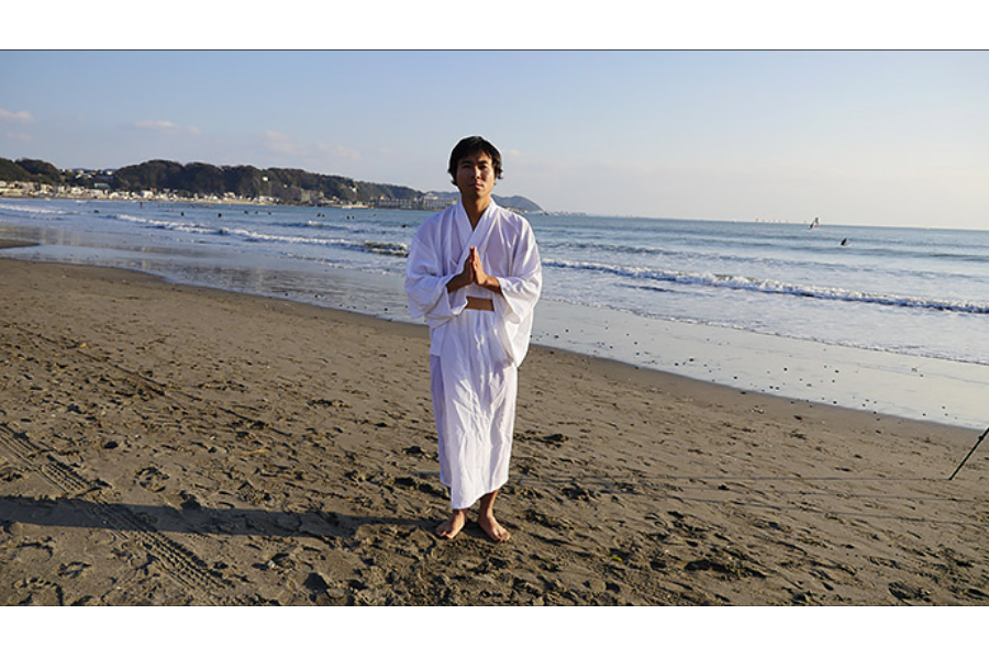 ▲海に入ります