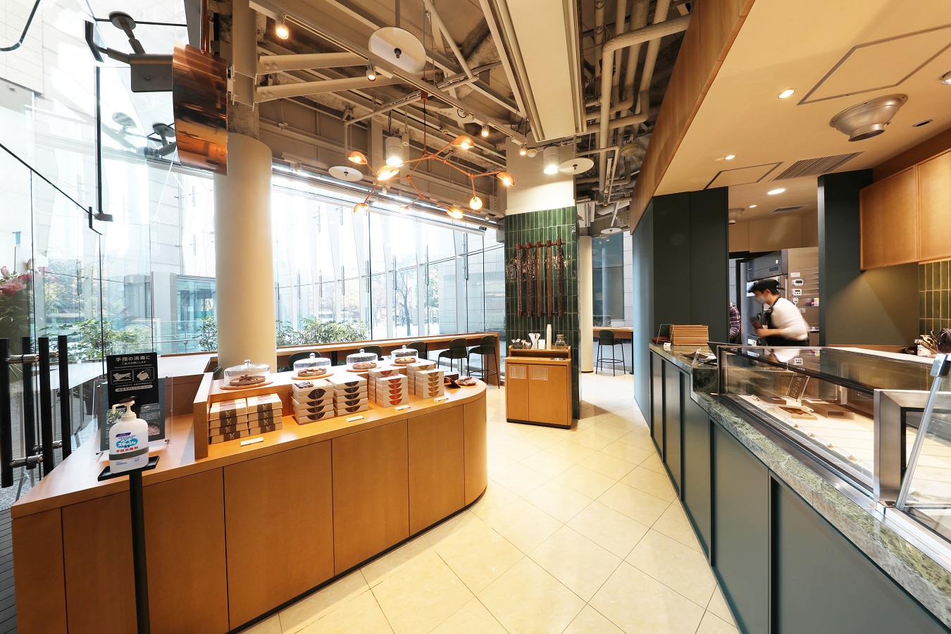 ▲京都にある3店舗に続き、百貨店を除く店舗としては東京初出店。店内の客席は11席