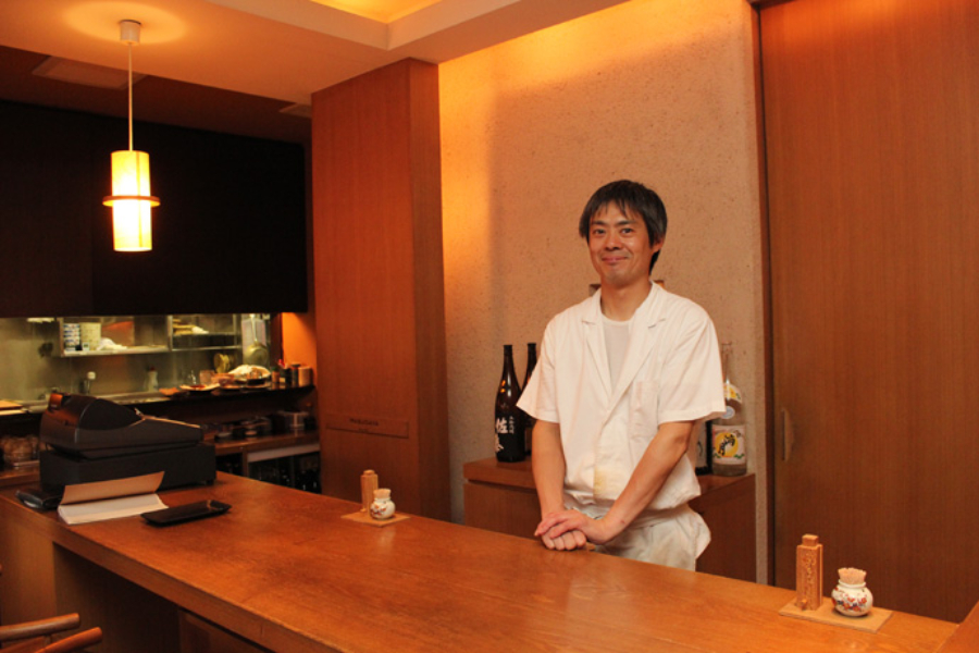 ▲店主の平澤さん。「おそば1杯だけでも、気軽にお越しください」