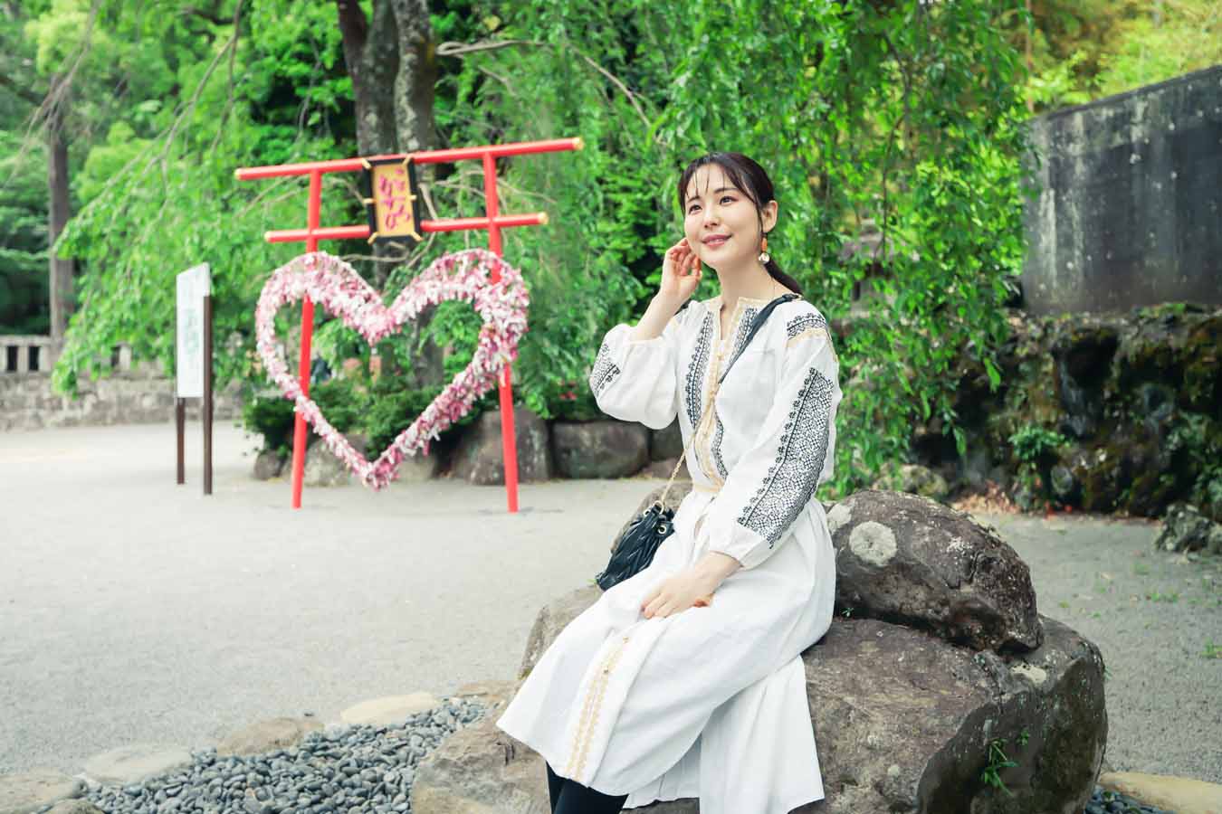 Pr 大河ドラマで話題の神社も 熱海のパワースポットと人気スイーツを巡る 女子ひとり旅 レッツエンジョイ東京
