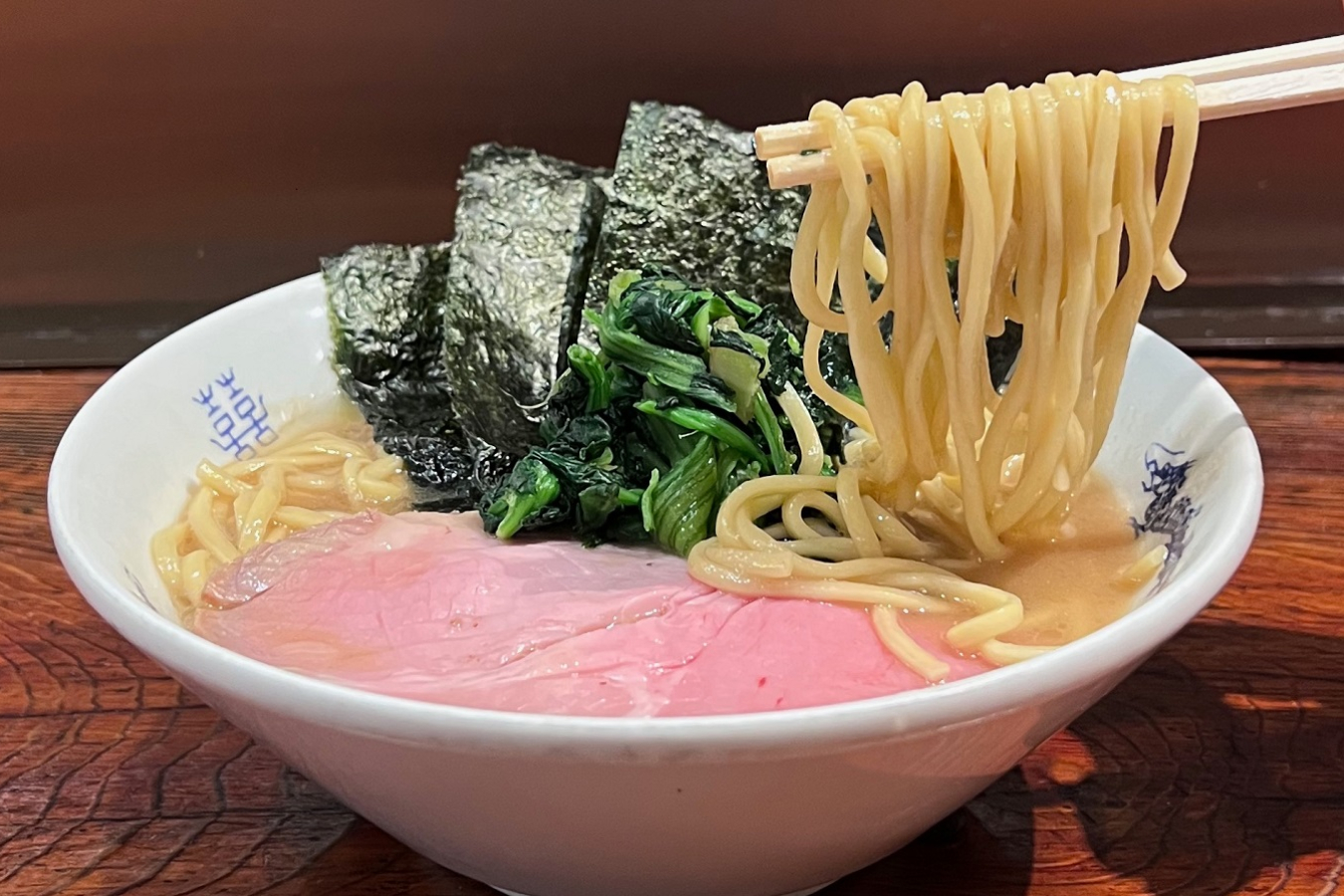 ▲2018年から「らぁめん小池」にて不定期で提供されていた「豚骨醤油ラーメン」。ファンが多かったため新店の看板商品となった