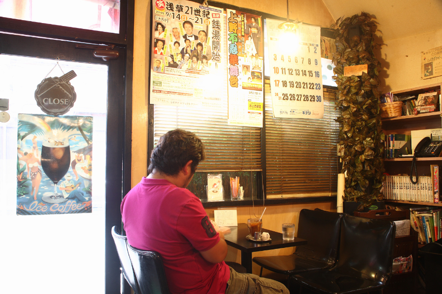 ▲店の入り口付近の席
