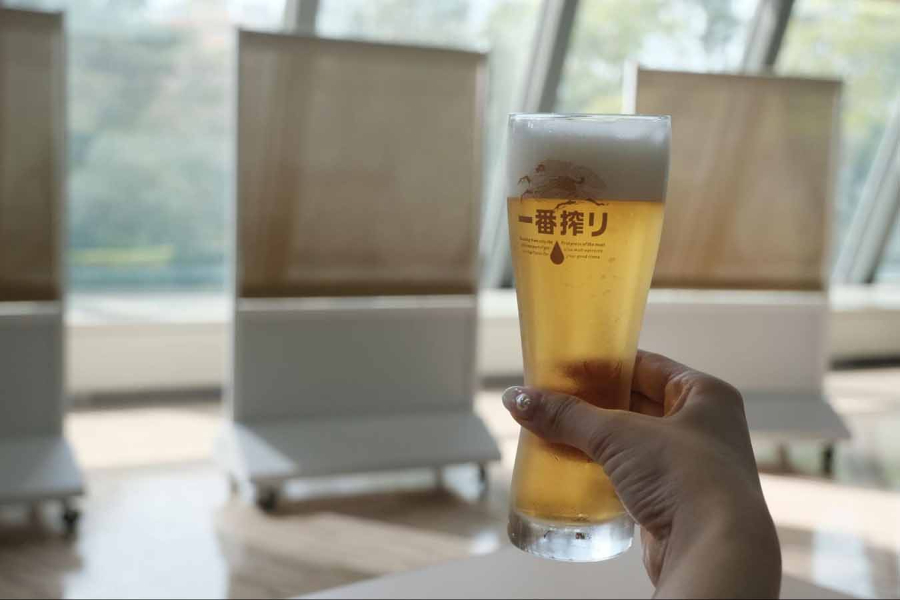 ▲こだわりはグラスにも。飲み口を天開形にすることで、やさしい口当たりを実現しているのだそう