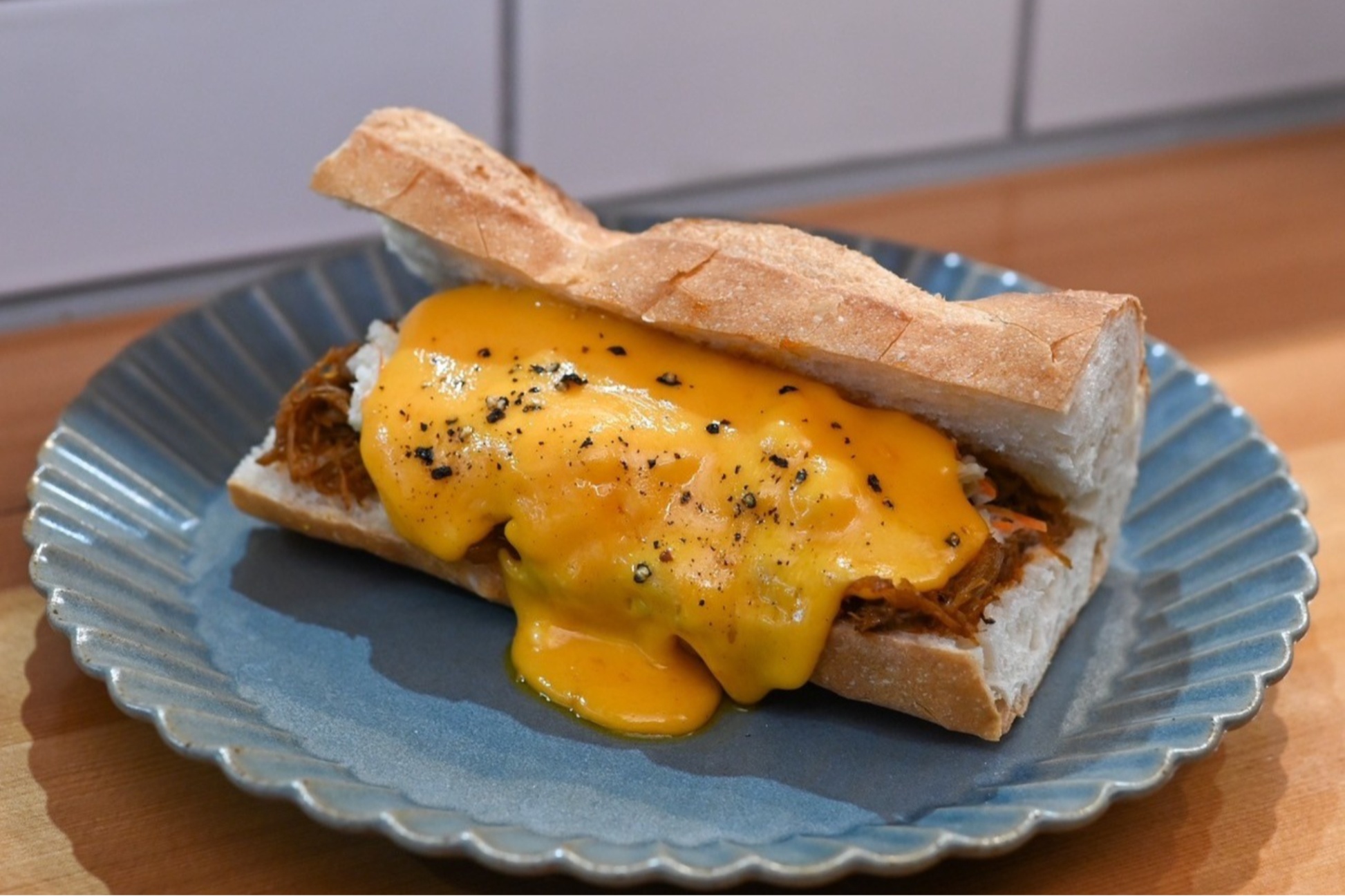 “ボリューム系サンドイッチ”専門店「チャームサイドサンドイッチ」原宿2号店がオープン