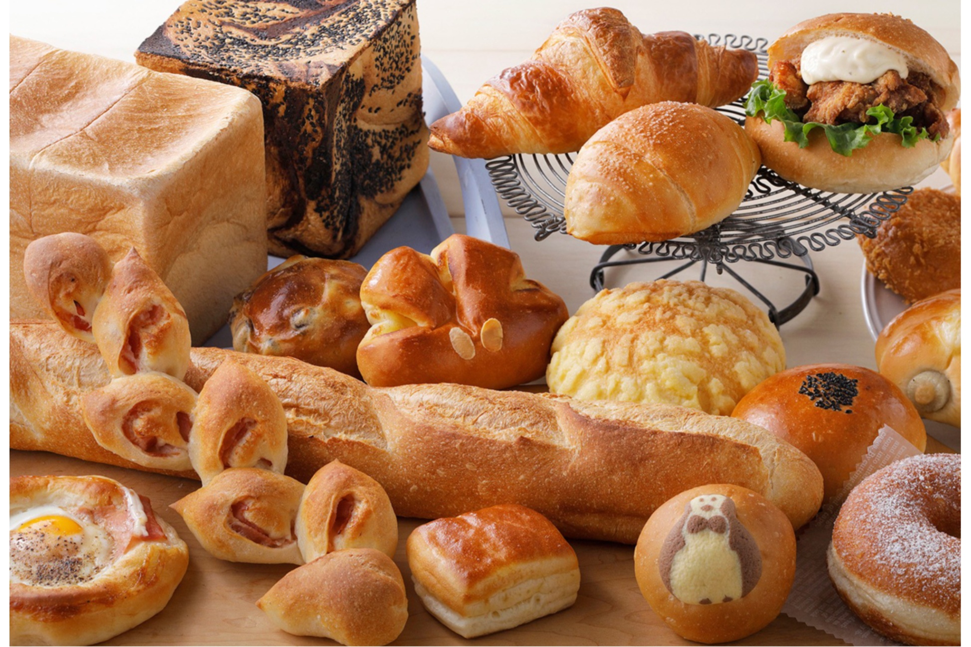 横浜市初出店！北海道発の「ペンギンベーカリー」新店が横浜元町にオープン