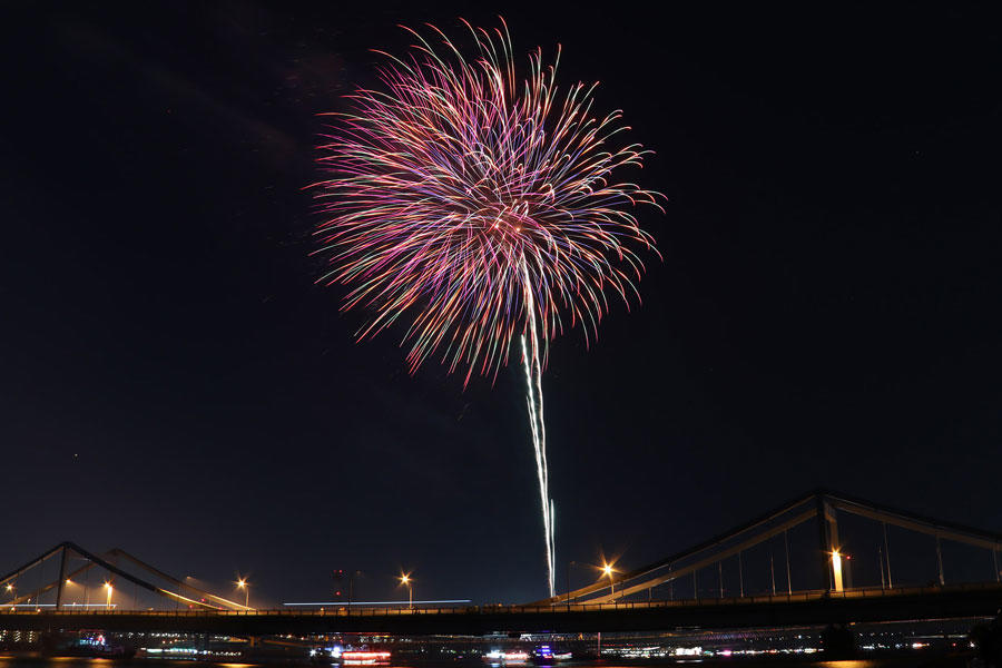 22年開催中止 江東花火大会 レッツエンジョイ東京