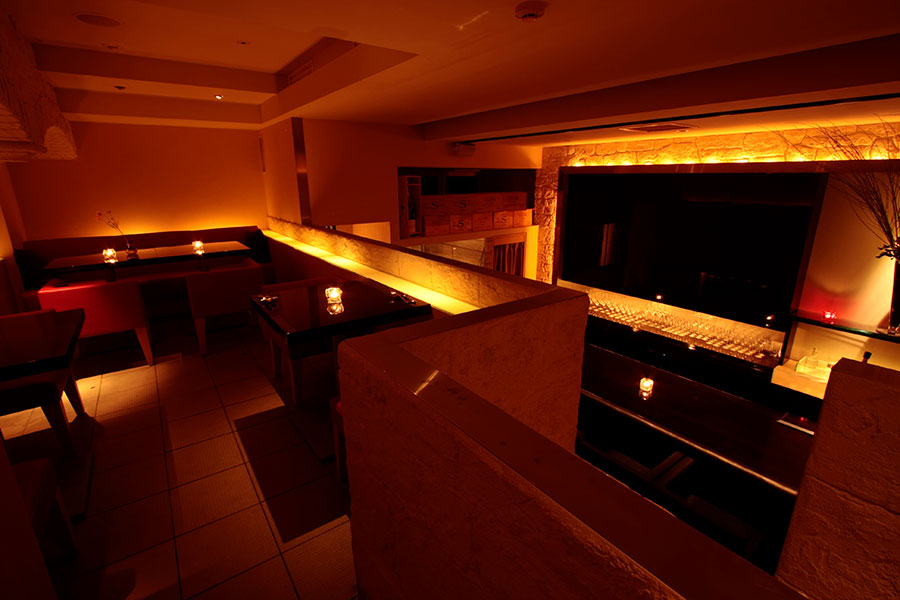 『Cave de Champagne DIVIN 』