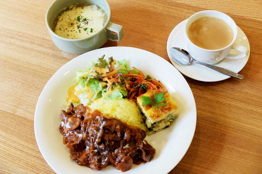 cafe michikusa />
<p class= 100%