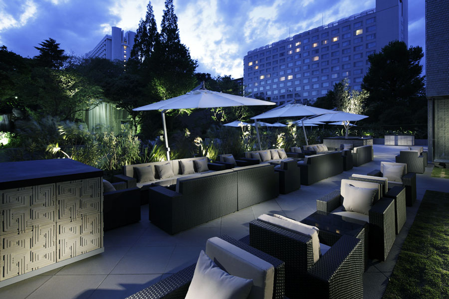 GARDEN CAFE with TERRACE BAR