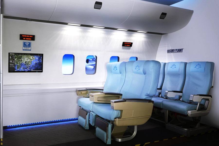 LUXURY FLIGHT