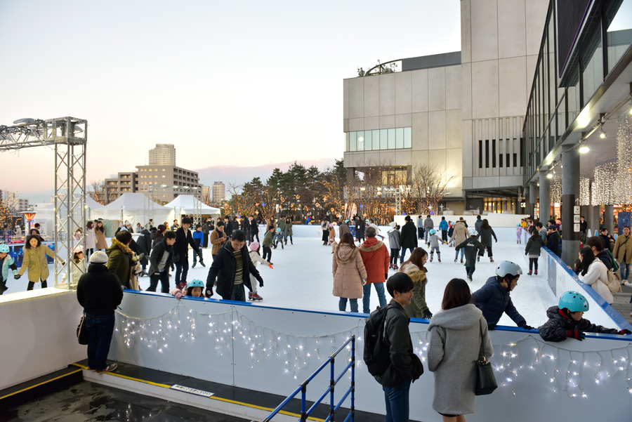 TOKYO SKYTREE TOWN(R) ICE SKATING PARK