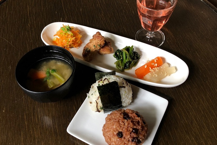 縄文天然温泉 志楽の湯