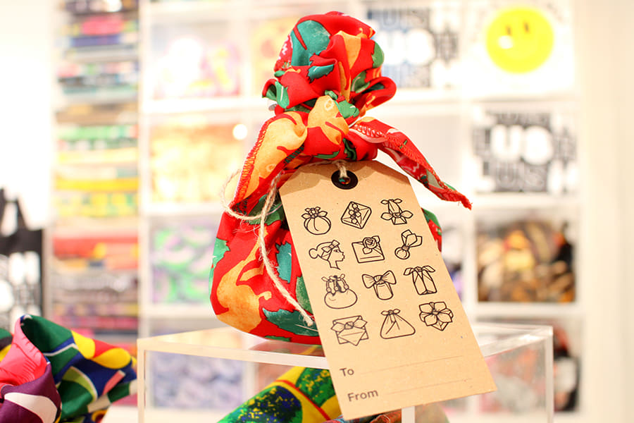 LUSH 原宿店「Knot Wrap(ノットラップ)」