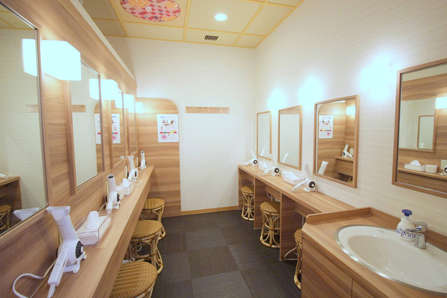 RAKU SPA 1010神田パウダールーム