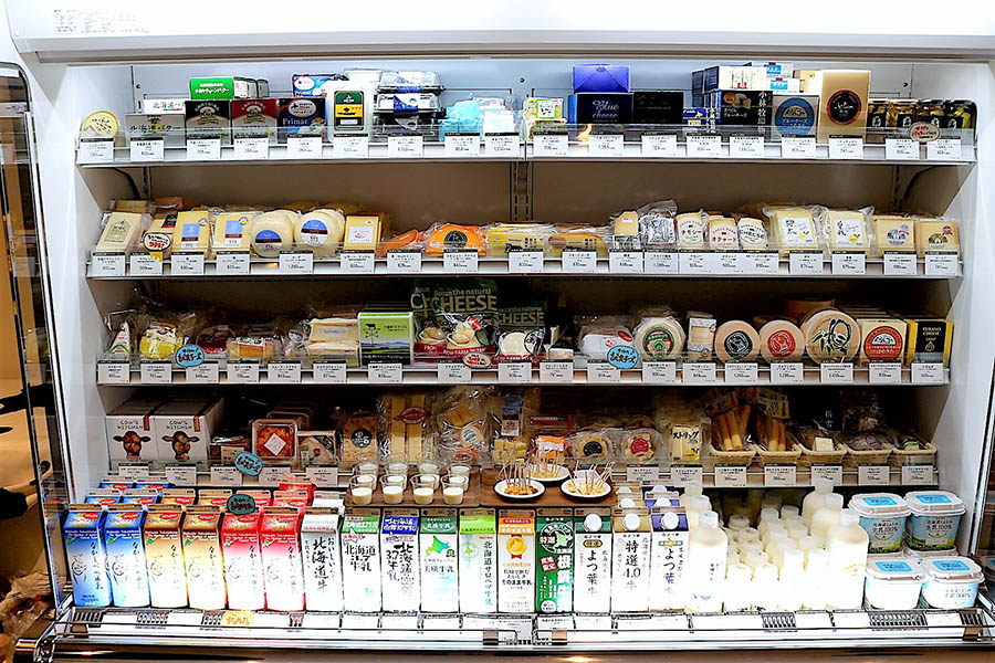 MILKLAND HOKKAIDO → TOKYO ナチュラルチーズ