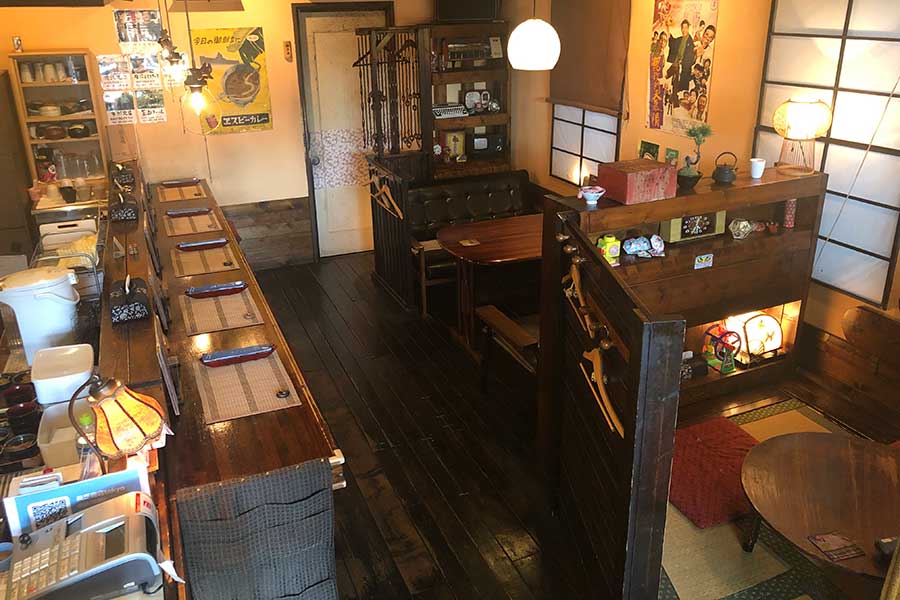 奥芝商店 八王子田代城 店内