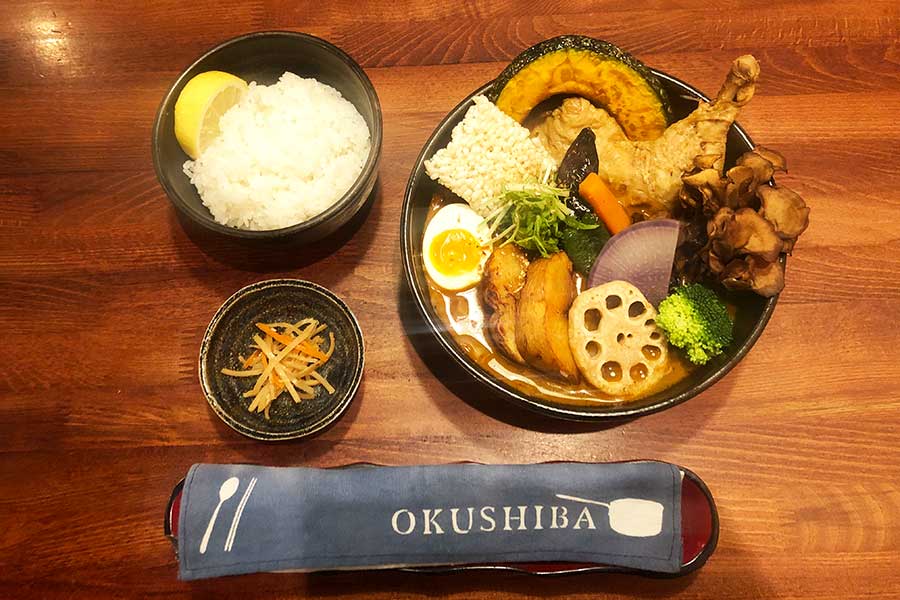 奥芝商店 八王子田代城 カレー