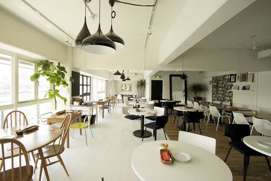 Riverside Cafe Cielo y Rio