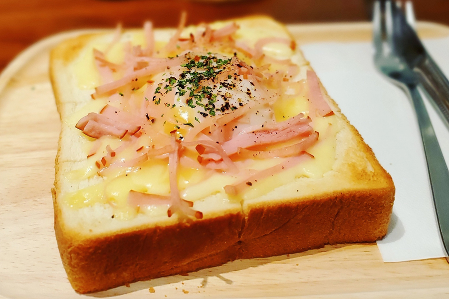 人形町 喫茶とりの巣 巣ごもりトースト