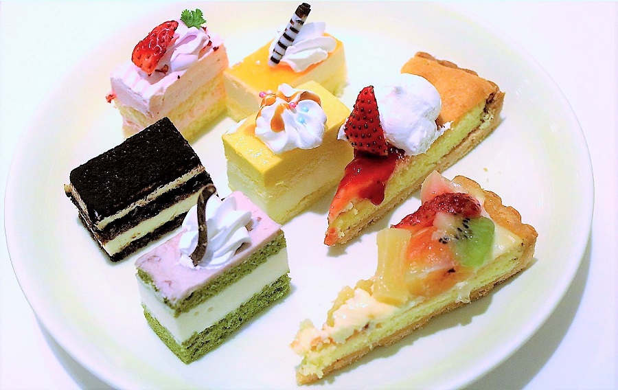 神コスパ 1 0円でタルトやケーキが食べ放題 レッツエンジョイ東京