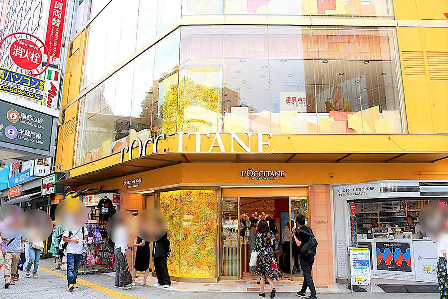 まるで渋谷のオアシス 新生 ロクシタンカフェ のピエール エルメ パリ監修スイーツにうっとり レッツエンジョイ東京