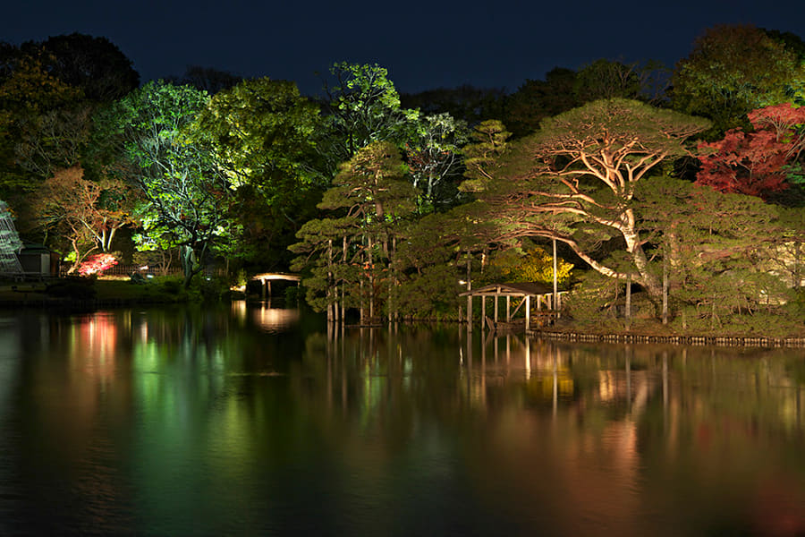 六義園