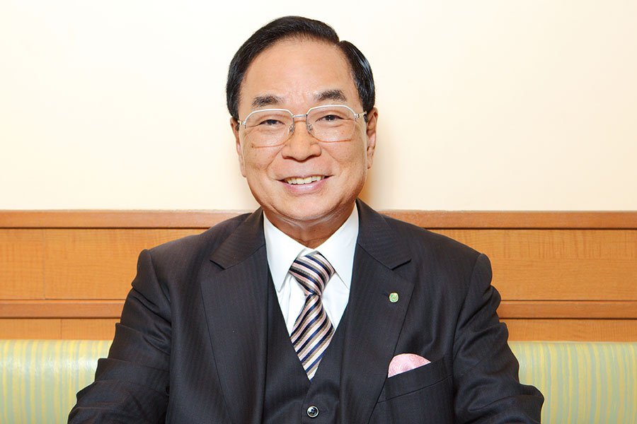 サイゼリヤ 正垣 泰彦さん