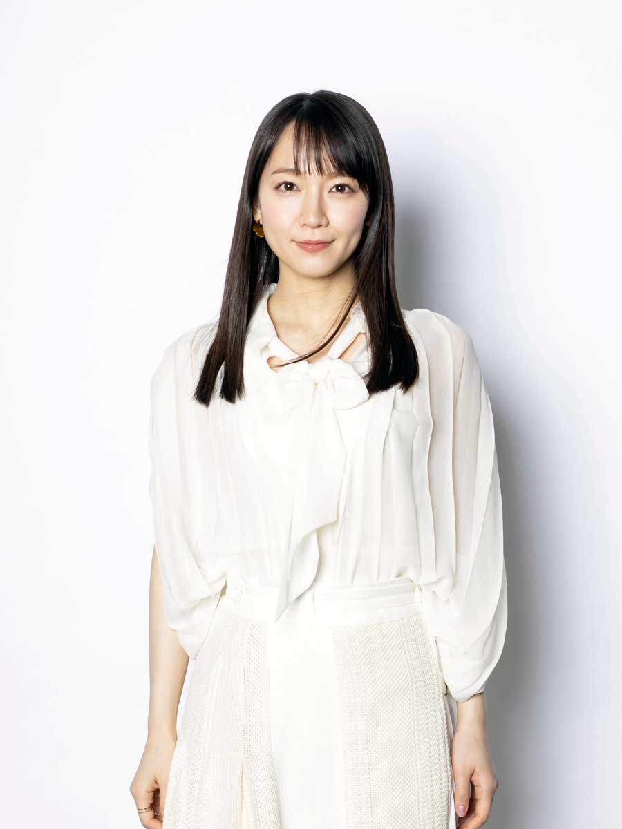 吉岡里帆さんのプライベートなおでかけ事情と4月8日スタートのドラマ レンアイ漫画家 の見どころをインタビュー レッツエンジョイ東京