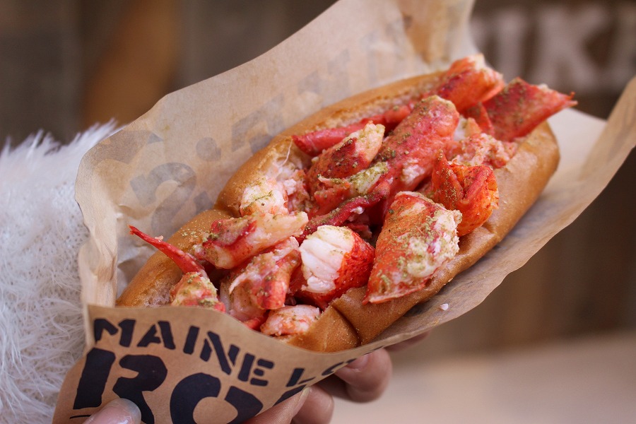 オープンしたての新宿店が穴場ってホント 行列のできるロブスターロール専門店の実食レポ レッツエンジョイ東京