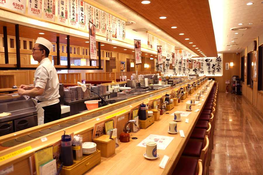 女性一人で回転寿司ってアリ 都内のオススメ店4選 レッツエンジョイ東京